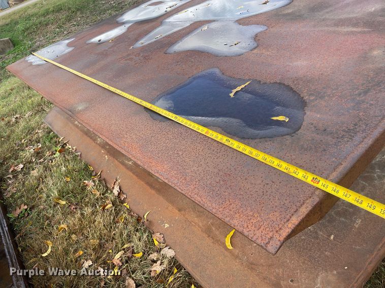 image for item JE9429 (2) trench boxes