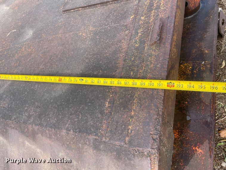 image for item JE9429 (2) trench boxes