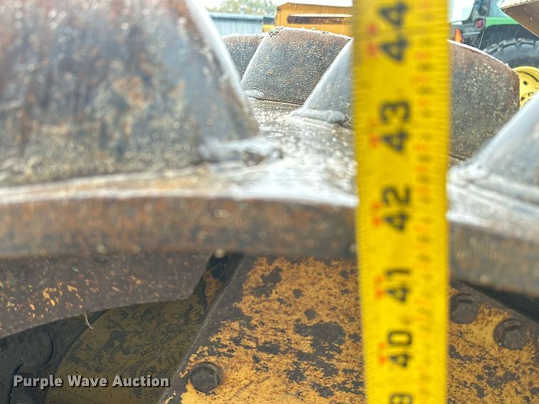 image for item JE9431 1996 Caterpillar CP-433C  single drum vibratory roller