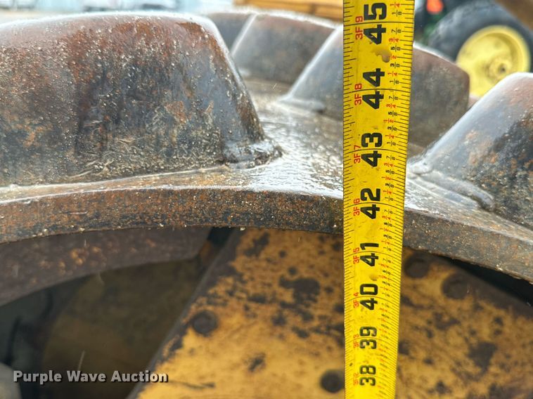 image for item JE9431 1996 Caterpillar CP-433C  single drum vibratory roller