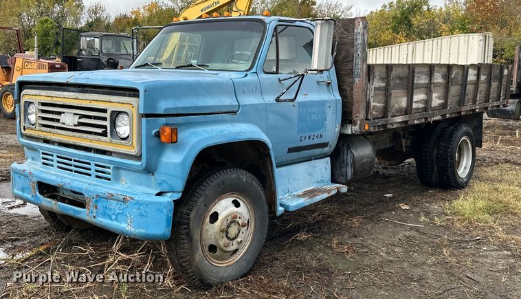 image for item JE9437 1979 Chevrolet C60  flatbed truck