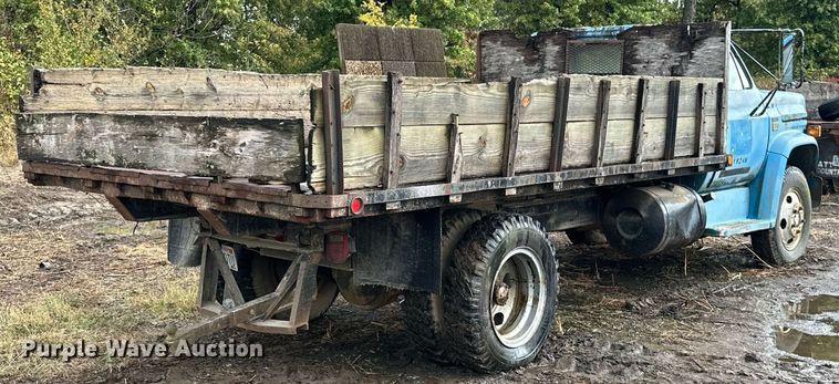 image for item JE9437 1979 Chevrolet C60  flatbed truck