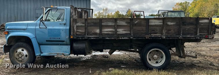 image for item JE9437 1979 Chevrolet C60  flatbed truck