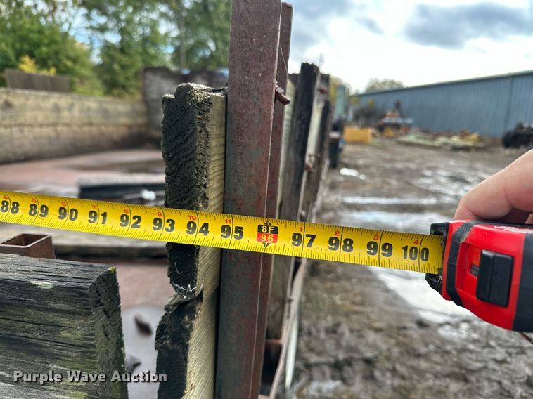 image for item JE9437 1979 Chevrolet C60  flatbed truck