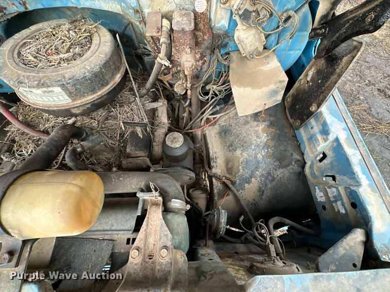 image for item JE9437 1979 Chevrolet C60  flatbed truck