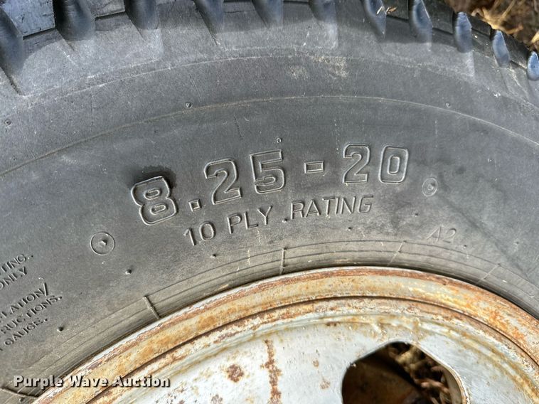 image for item JE9437 1979 Chevrolet C60  flatbed truck