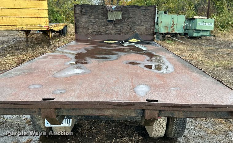 image for item JE9438 1980 Chevrolet C60  flatbed truck