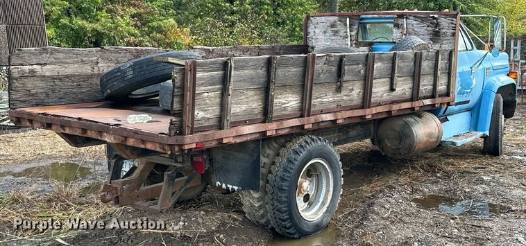 image for item JE9439 1979 Chevrolet C60  flatbed truck