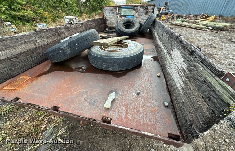 image for item JE9439 1979 Chevrolet C60  flatbed truck