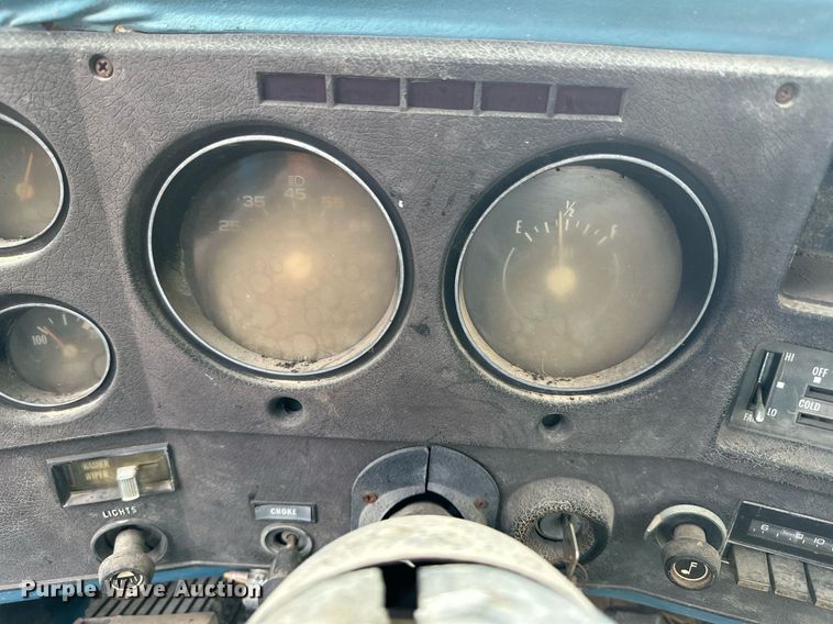 image for item JE9439 1979 Chevrolet C60  flatbed truck