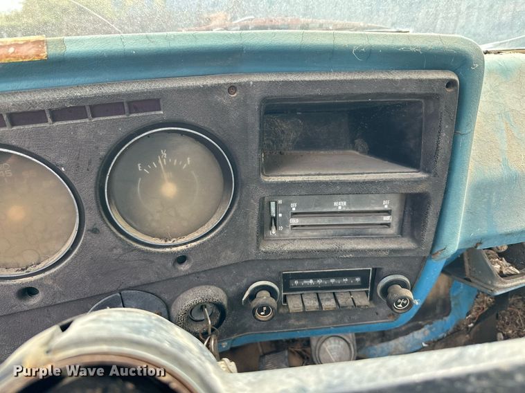 image for item JE9439 1979 Chevrolet C60  flatbed truck