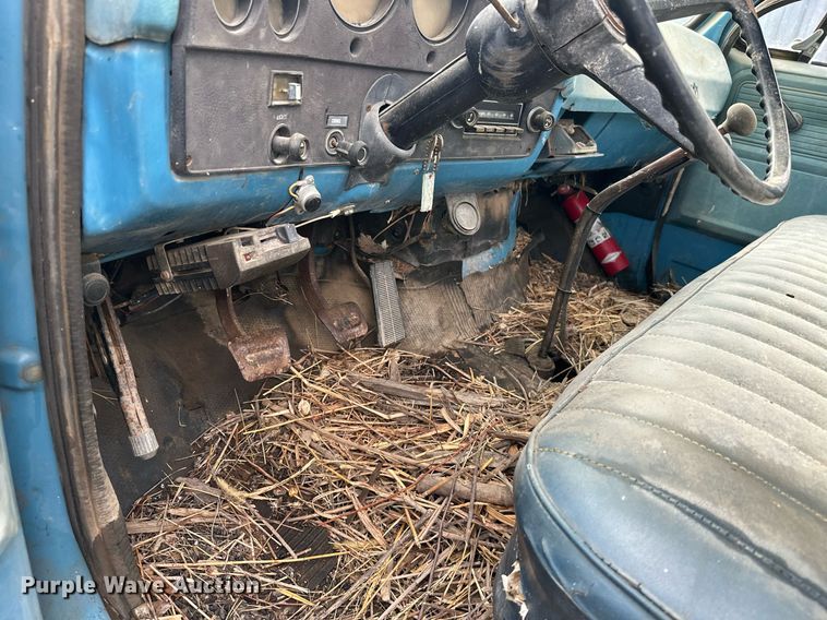 image for item JE9439 1979 Chevrolet C60  flatbed truck