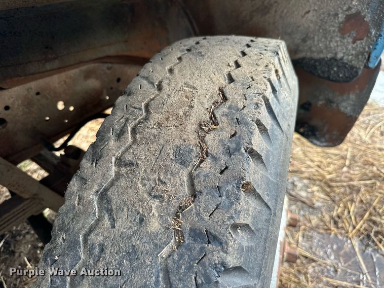 image for item JE9439 1979 Chevrolet C60  flatbed truck