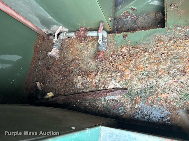 image for item JE9443 Sullair 750-DPO  air compressor