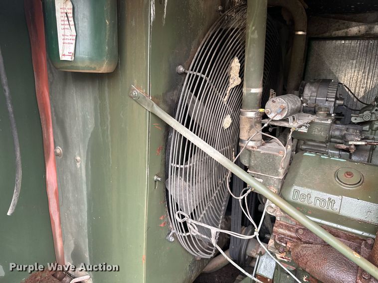 image for item JE9443 Sullair 750-DPO  air compressor