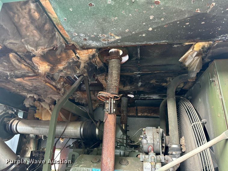 image for item JE9443 Sullair 750-DPO  air compressor