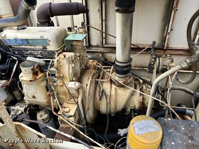 image for item JE9444 Sullair 300Q  air compressor