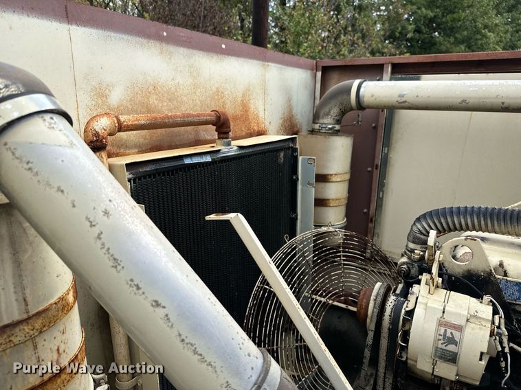 image for item JE9444 Sullair 300Q  air compressor