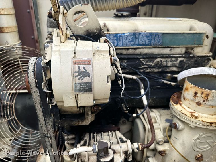 image for item JE9444 Sullair 300Q  air compressor