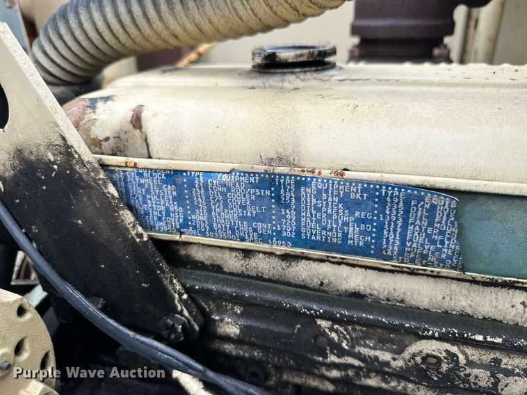 image for item JE9444 Sullair 300Q  air compressor