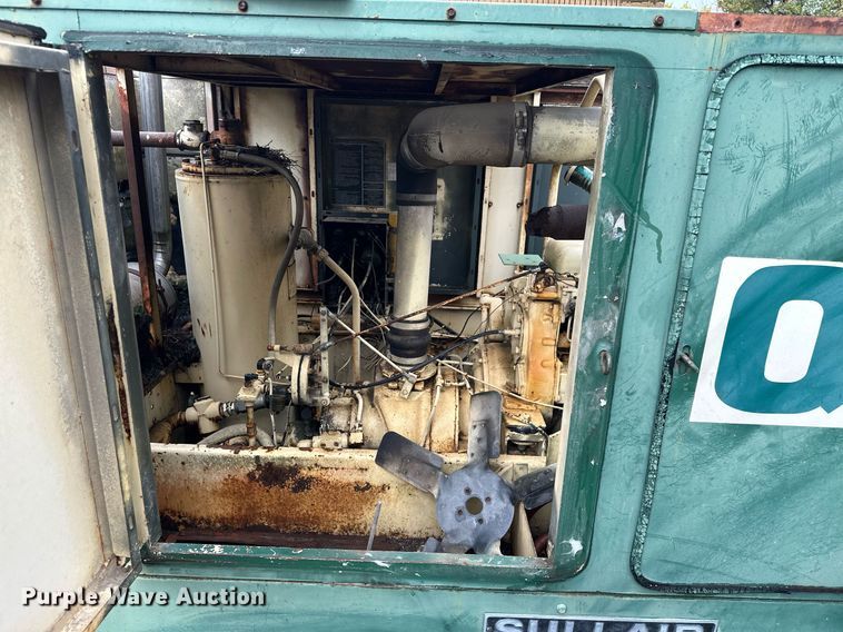 image for item JE9444 Sullair 300Q  air compressor