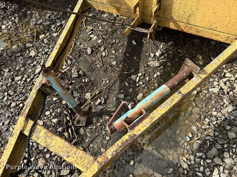 image for item JE9445 (3) Albert Equipment light plants