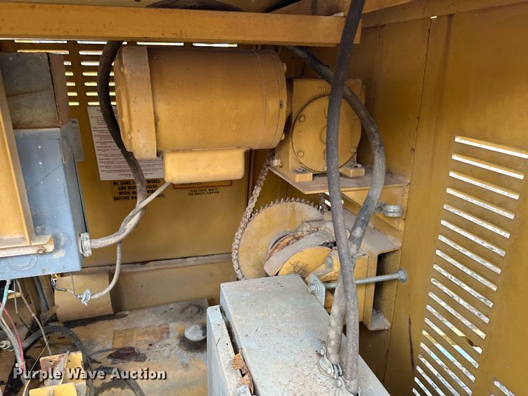 image for item JE9445 (3) Albert Equipment light plants