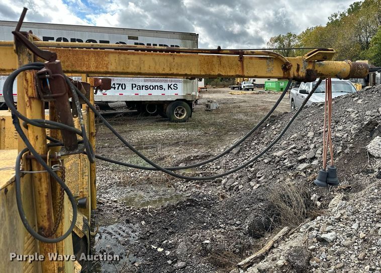 image for item JE9445 (3) Albert Equipment light plants