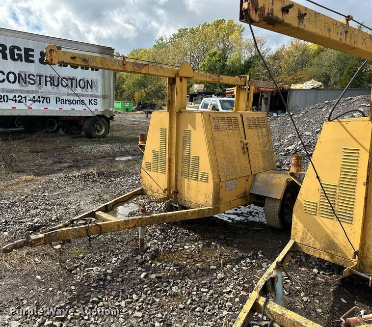 image for item JE9445 (3) Albert Equipment light plants