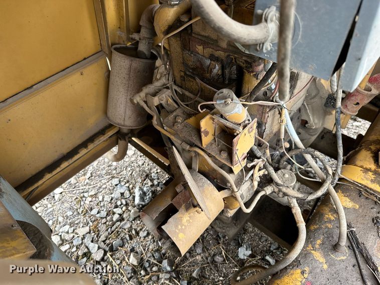 image for item JE9445 (3) Albert Equipment light plants