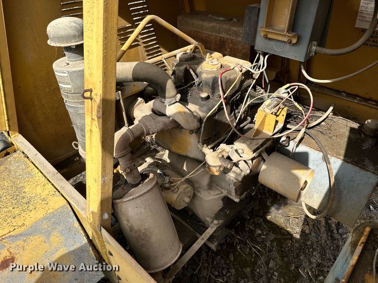 image for item JE9445 (3) Albert Equipment light plants