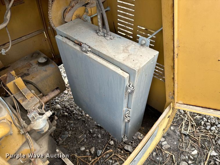 image for item JE9445 (3) Albert Equipment light plants