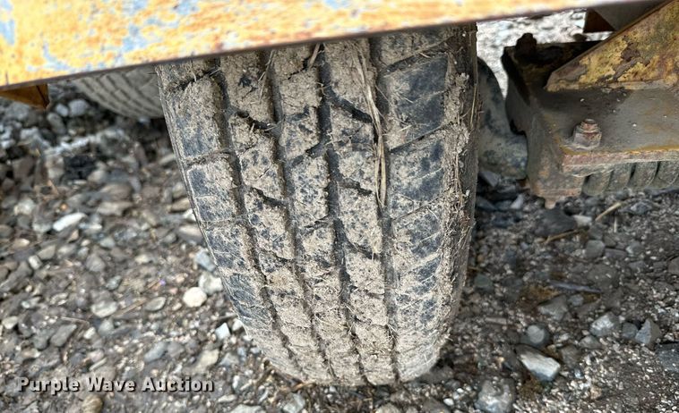 image for item JE9445 (3) Albert Equipment light plants