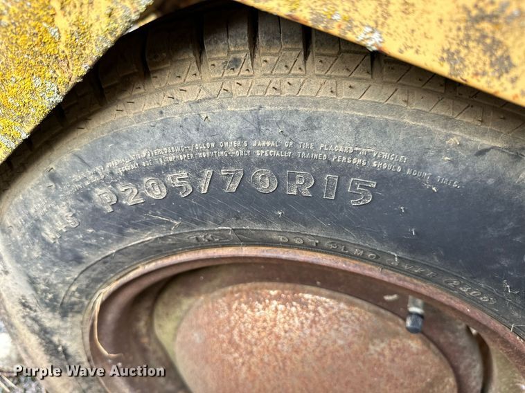 image for item JE9445 (3) Albert Equipment light plants