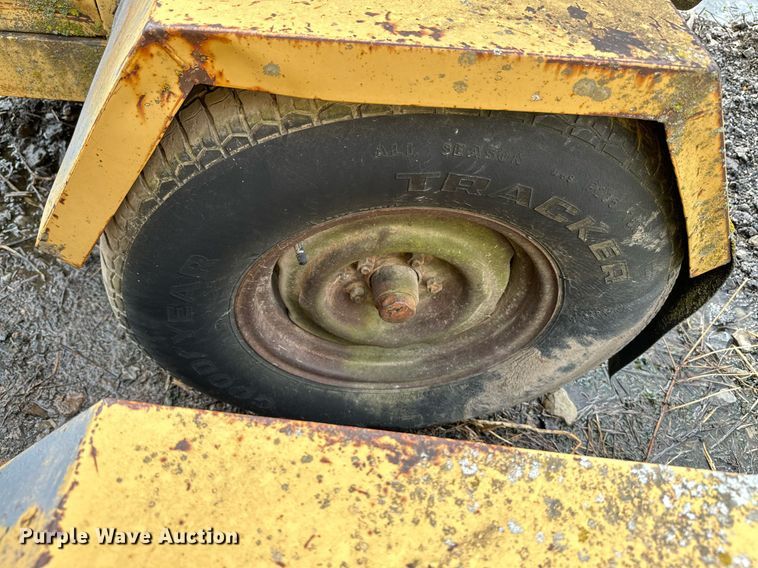 image for item JE9445 (3) Albert Equipment light plants