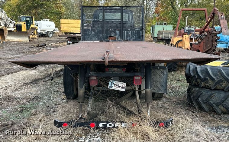 image for item JE9448 1978 Ford  rollback truck