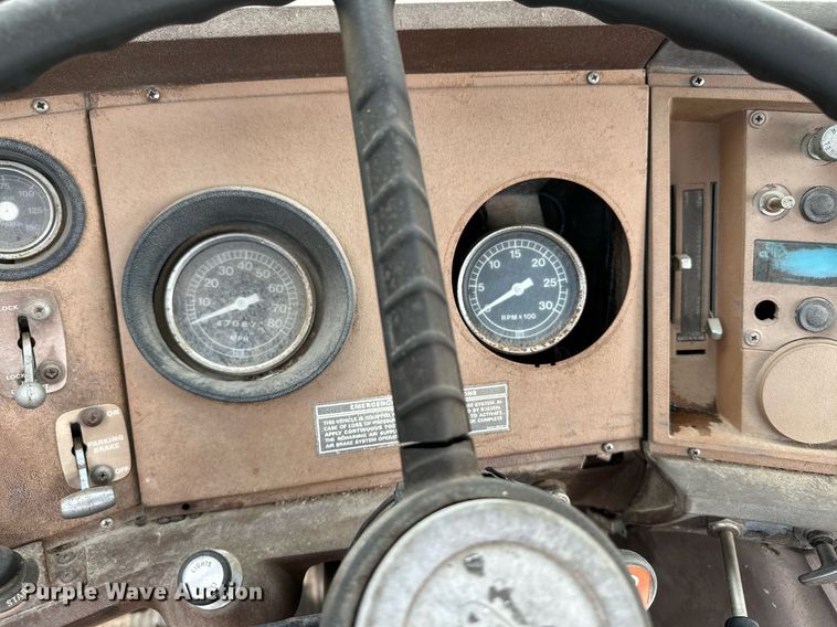 image for item JE9448 1978 Ford  rollback truck