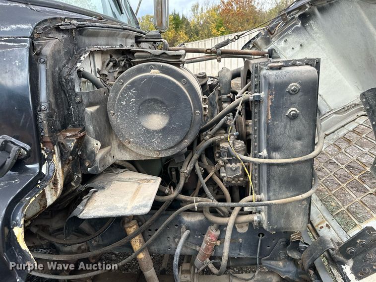 image for item JE9448 1978 Ford  rollback truck