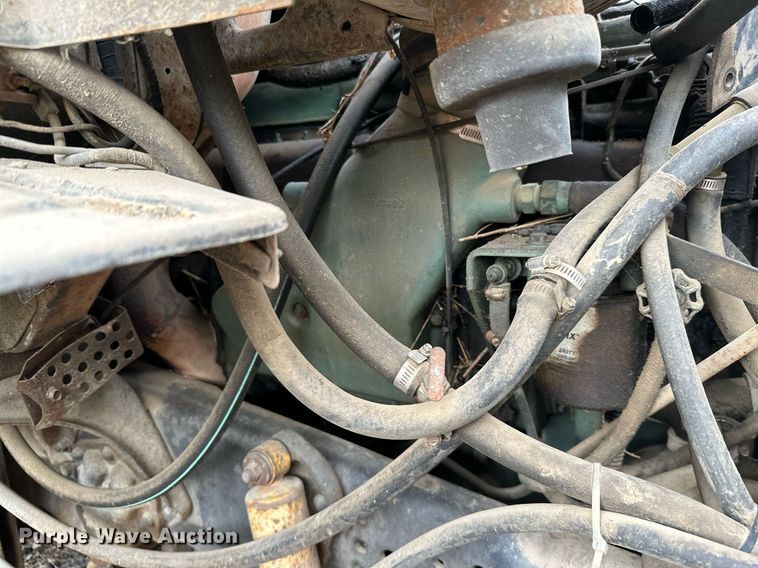 image for item JE9448 1978 Ford  rollback truck