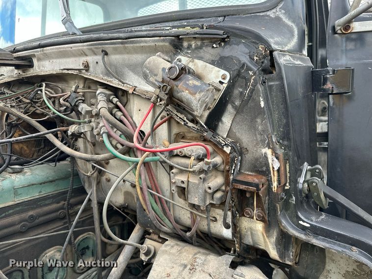 image for item JE9448 1978 Ford  rollback truck