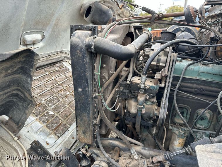 image for item JE9448 1978 Ford  rollback truck