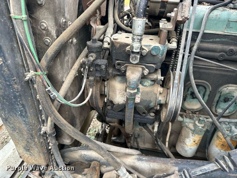 image for item JE9448 1978 Ford  rollback truck