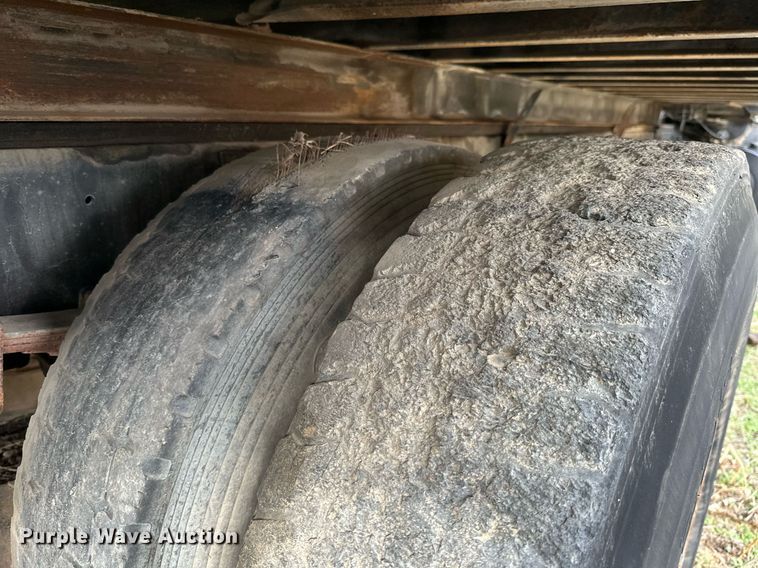 image for item JE9448 1978 Ford  rollback truck