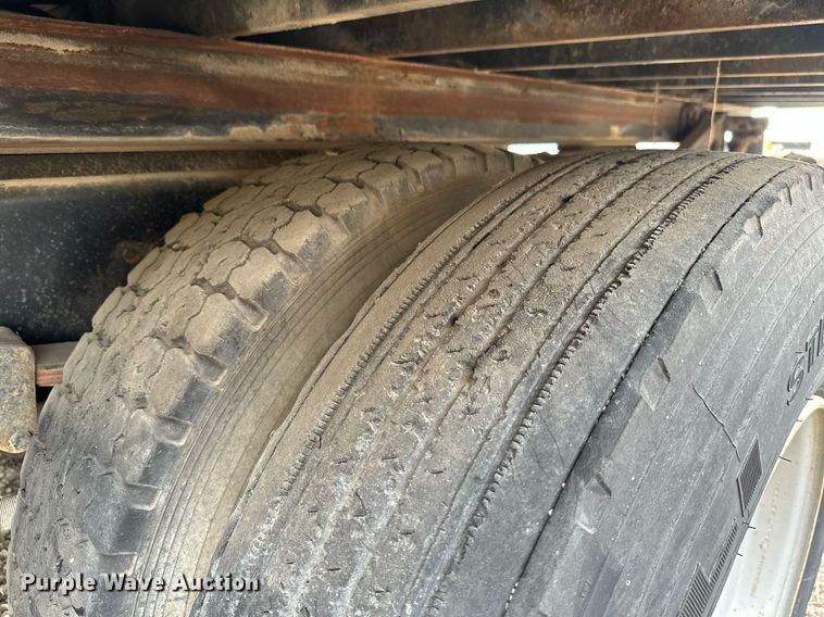 image for item JE9448 1978 Ford  rollback truck