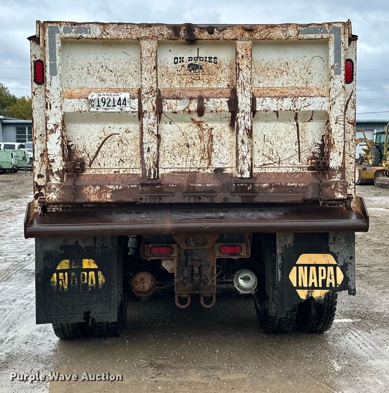 image for item JE9449 1999 Freightliner FLD  dump truck