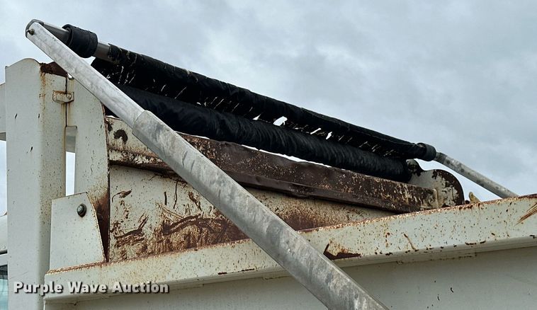 image for item JE9449 1999 Freightliner FLD  dump truck