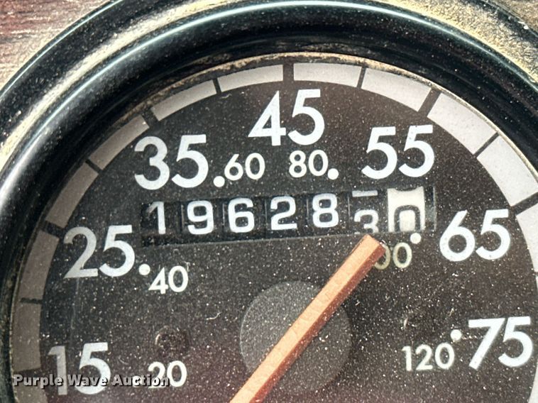 image for item JE9449 1999 Freightliner FLD  dump truck