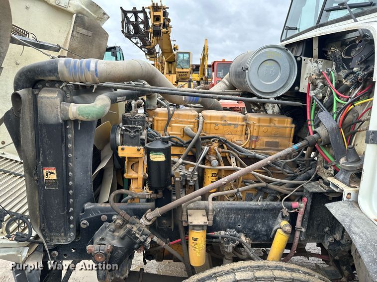 image for item JE9449 1999 Freightliner FLD  dump truck