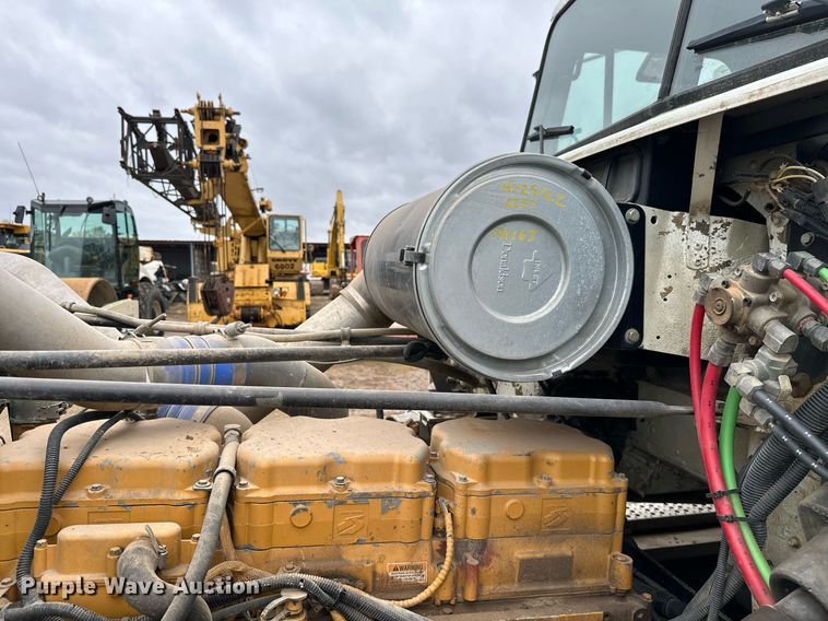 image for item JE9449 1999 Freightliner FLD  dump truck