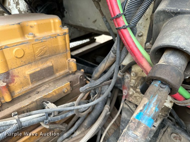 image for item JE9449 1999 Freightliner FLD  dump truck